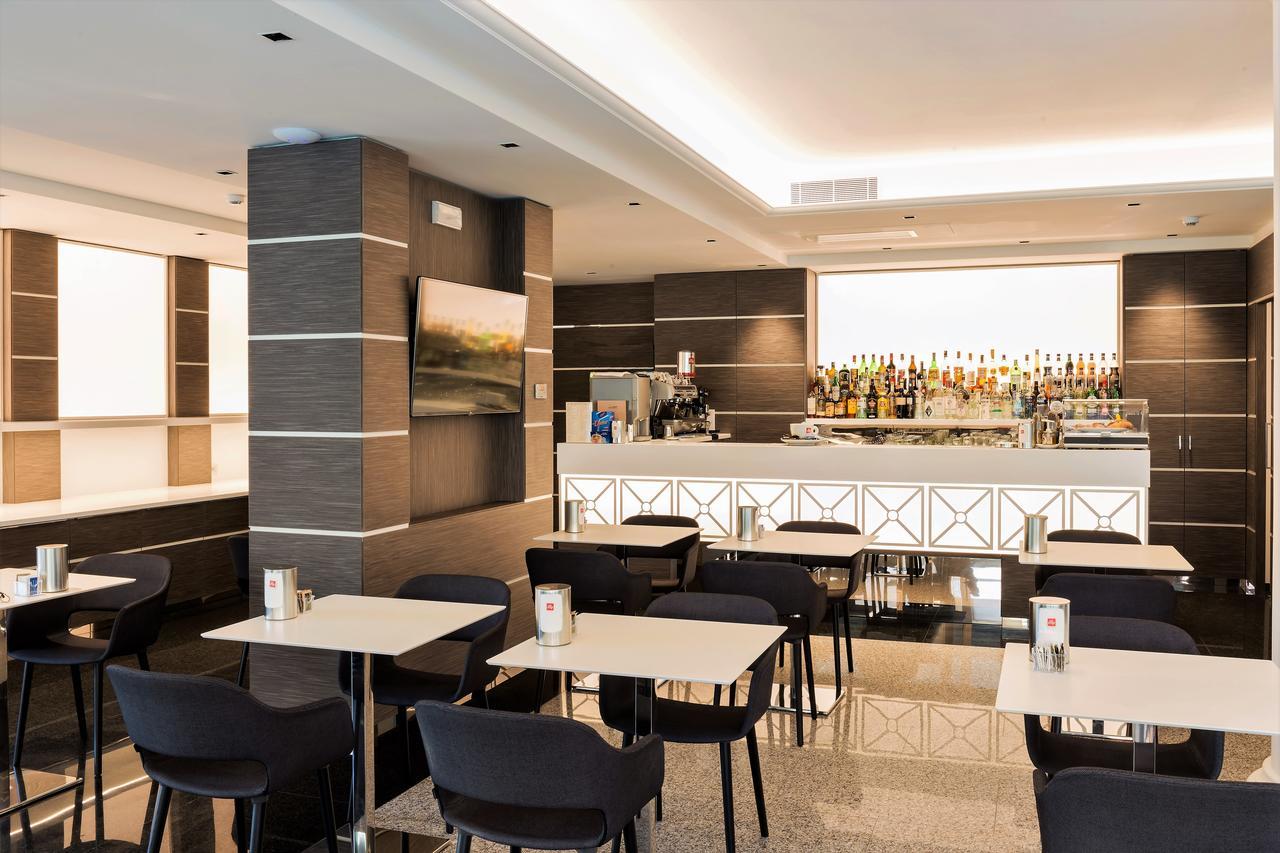 Hotel Imperial San Benedetto del Tronto Bagian luar foto
